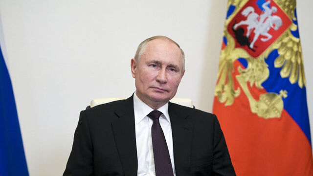 Putin duyurdu: Salgın önlemleri sıkılaşıyor!