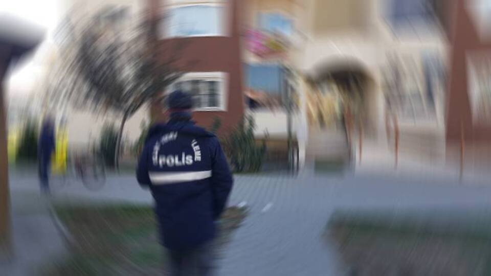 Yakınlarının ulaşamadığı kadın ölü bulundu