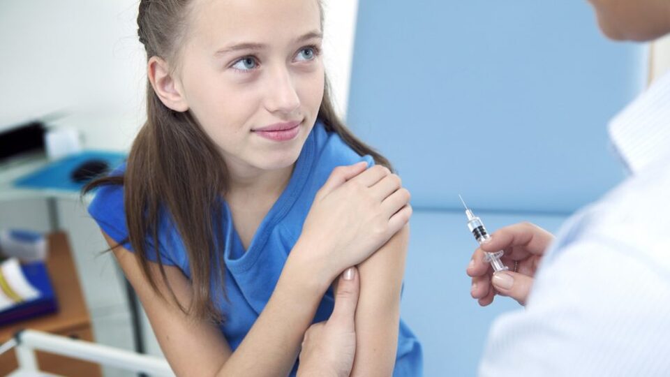 Aşının yan etkilerinden endişe ediyorsanız...