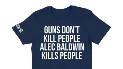 Trump'ın oğlundan şoke eden Baldwin tişörtü!