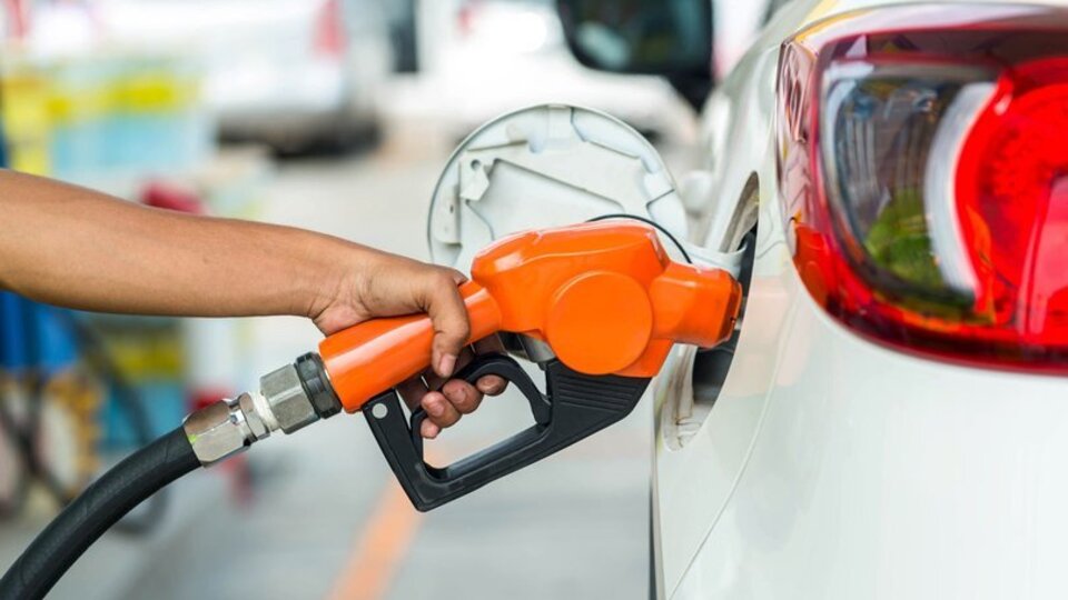 Benzine zam mı geldi?