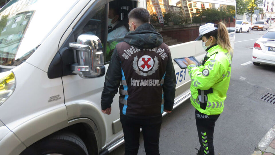 Korsan öğrenci servisi yakalandı