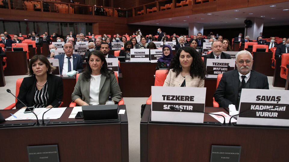Pervin Buldan tezkereye 'evet' demiş
