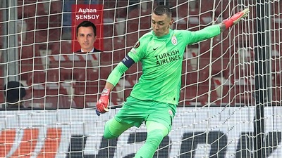 Muslera'dan flaş karar!