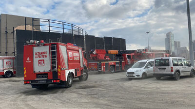 Kadıköy'deki yangın söndürüldü