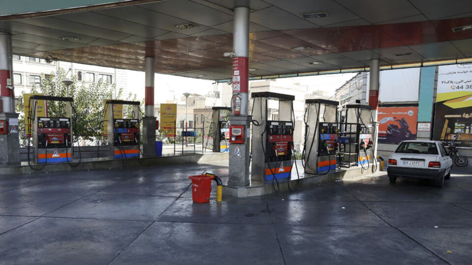 İran'da benzin dağıtımı yeniden normale döndü!