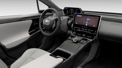 İlk tam elektrikli aracını tanıttı