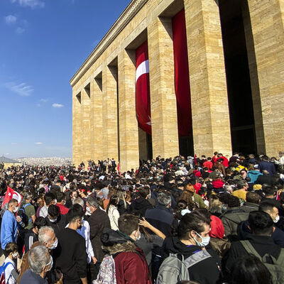 Cumhuriyet'in 98'inci yılında Anıtkabir'e koştuk!