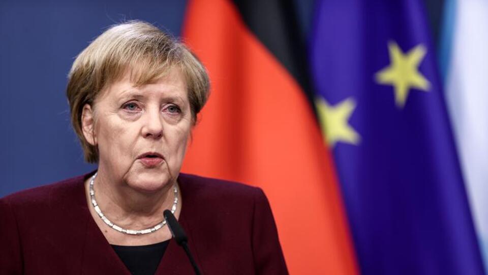 Merkel: "Göç sorununda Türkiye desteklenmeli"