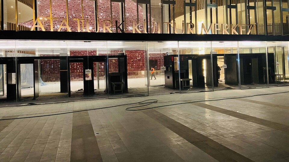 Atatürk Kültür Merkezi açıldı