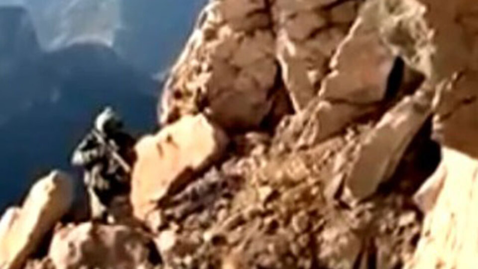 Avaşin'de teröristlerin bulunduğu mağaraya baskın!