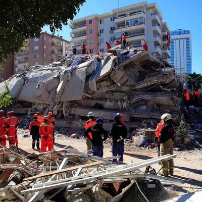 Depremden nasıl kurtuldular? "Dairemiz adeta kusursuzdu ancak..."