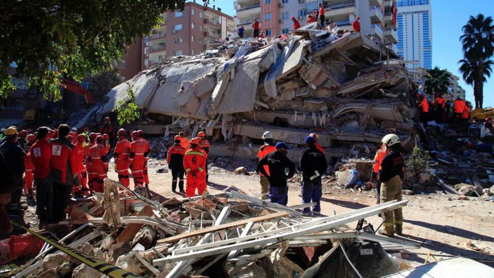 Depremden nasıl kurtuldular? "Dairemiz adeta kusursuzdu ancak..."