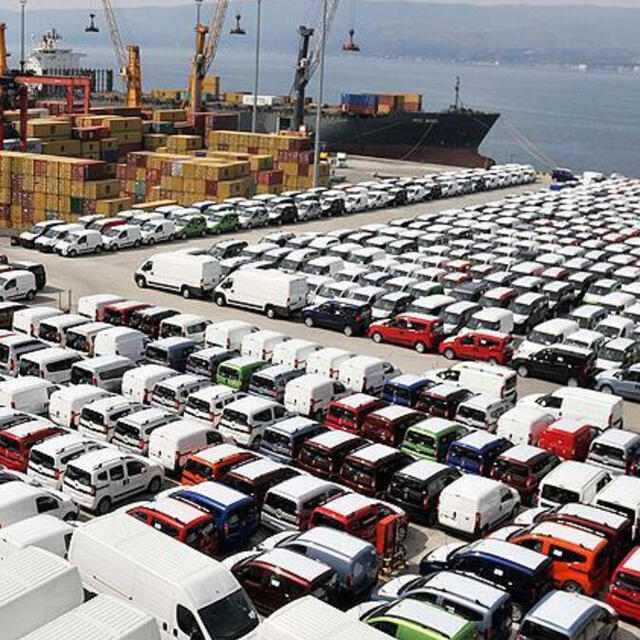 Sakarya'da günde 724 araç üretildi