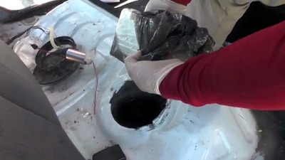 Yakıt deposundan 53 kilo eroin çıktı!