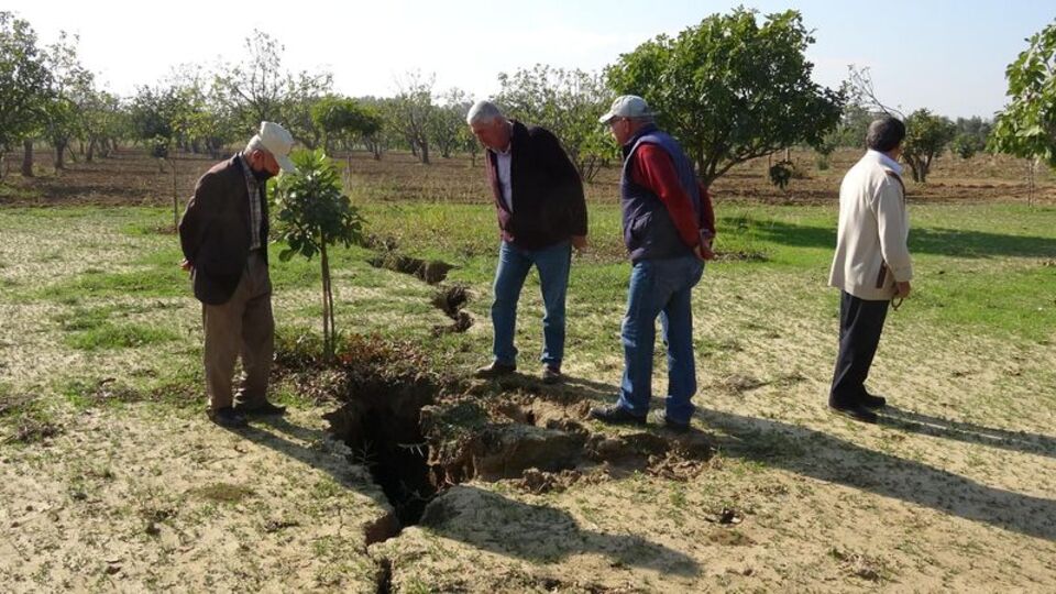 Bir ilçe diken üstünde! Korku dört bir yanı sardı