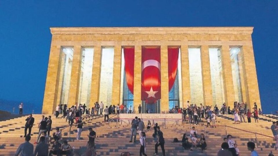 10 Kasım resmi tatil mi?