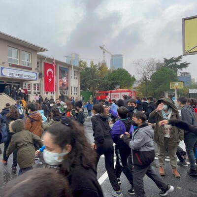 Okulda yangın paniği! Eğitime ara verildi