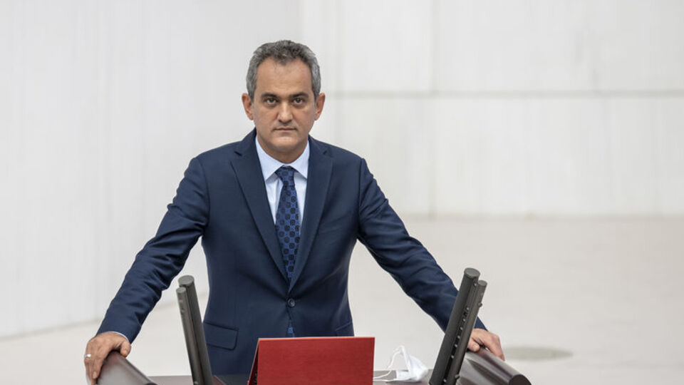 Bakan Özer'den eğitim bütçesi açıklaması