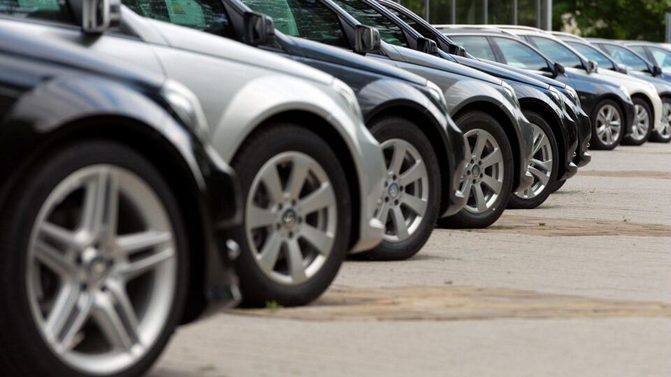 Otomotiv pazarı ekimde yüzde 40 daraldı