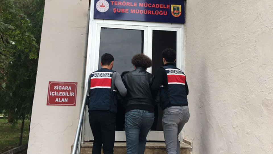 HDP milletvekili Bülbül'ün danışmanı gözaltına alındı