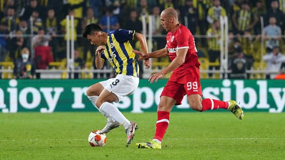 Fenerbahçe ilk galibiyetin peşinde