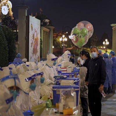 Çin'de Delta paniği: Pekin'e girişler yasaklandı!