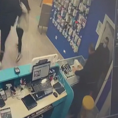 Telefonu pahalı bulunca iş yeri sahibini vurdu!