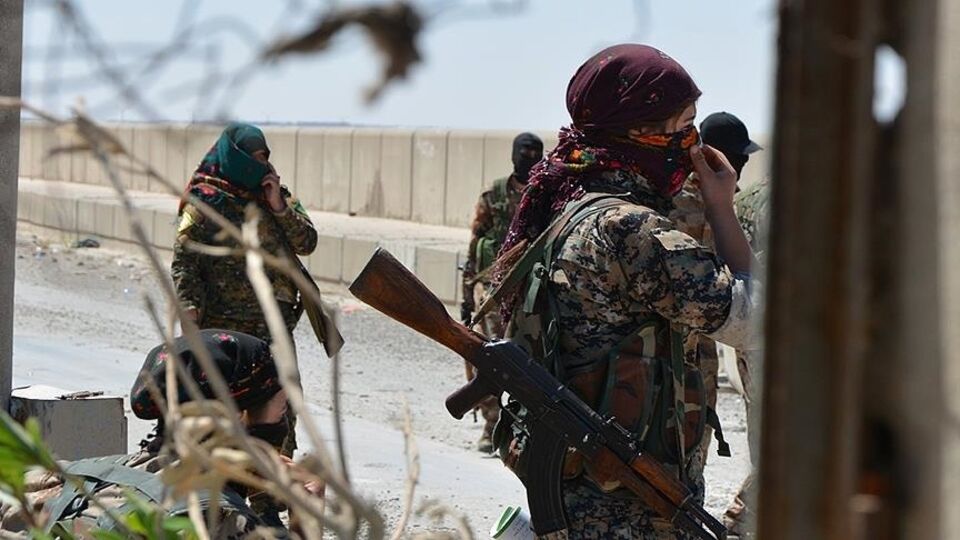 YPG/PKK Kamışlı'daki ablukasını kaldırıyor