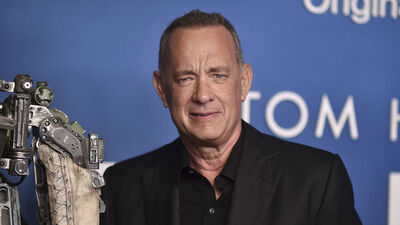 Tom Hanks, Jeff Bezos'un uzay yolculuğu teklifini reddetmiş