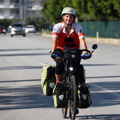 Bisikletle 58 bin kilometre katetti! Avustralyalı Helen Türkiye'de