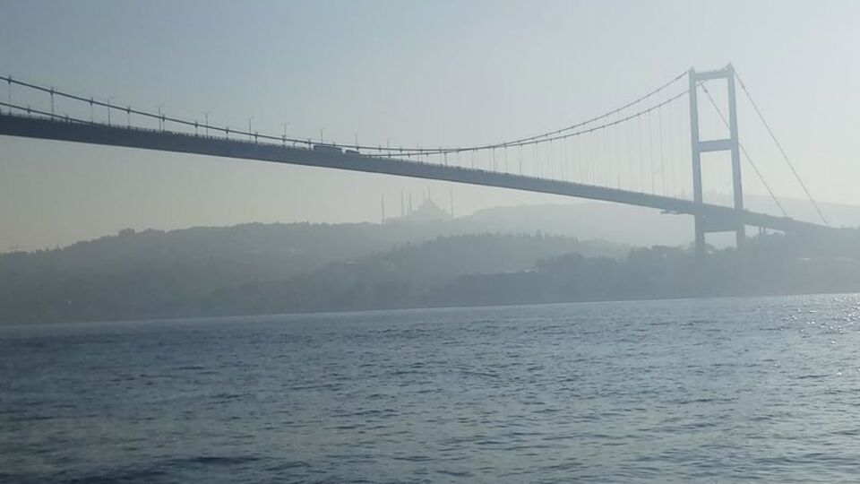 İstanbul Boğazı gemi trafiğine kapatıldı