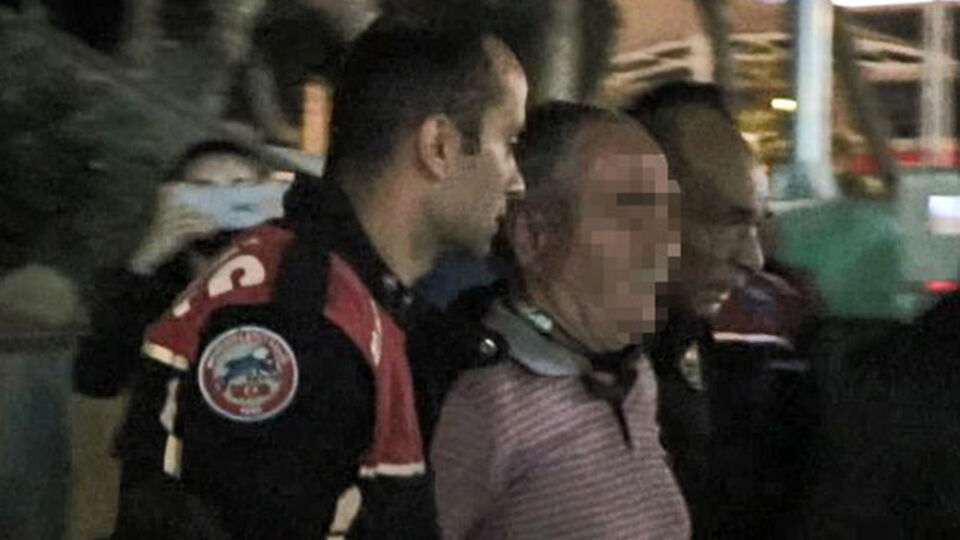 "Gel sarılayım" dedi! Dehşeti yaşattı!