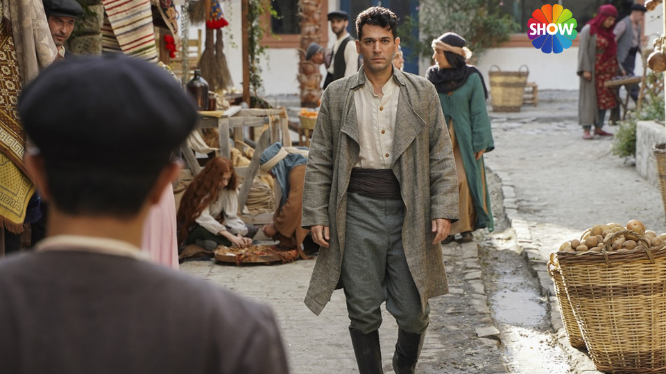 "Aziz' sıradan bir aşk hikayesi değil!"