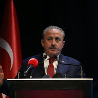 Şentop: Lütfü Türkkan özür dilemedir