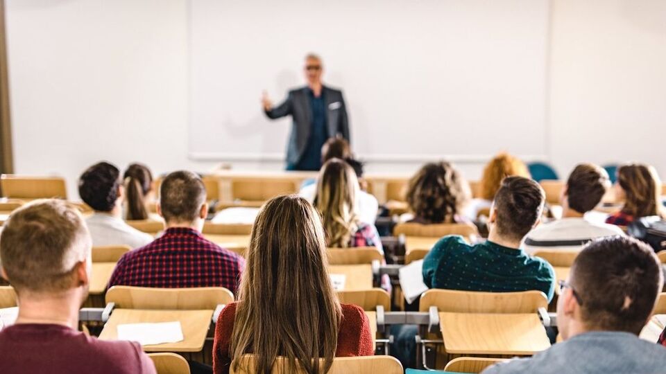 Üniversitelerde yarı yıl tatili ne zaman 2022?