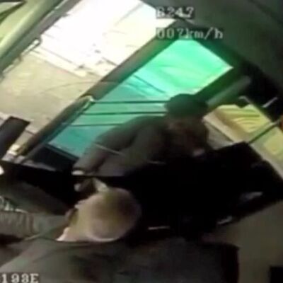 Otobüs şoförüne bıçaklı saldırı!