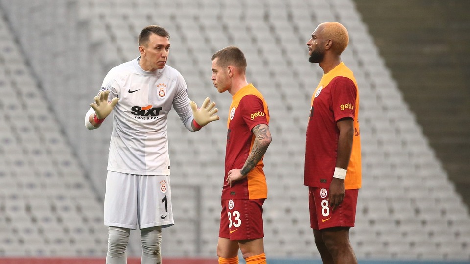 Galatasaray istikrar arıyor