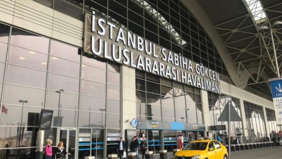 Sabiha Gökçen Havalimanı'nda uçuşlara 'sis' ayarı