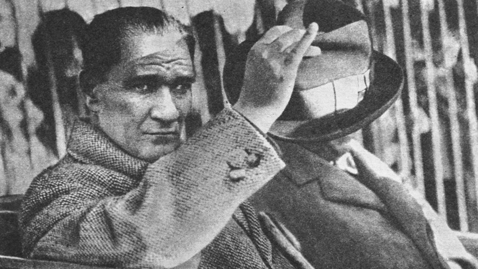 İsmet İnönü, Celal Bayar ve Cemal Işıksel Mustafa Kemal Atatürk'ü anlatıyor