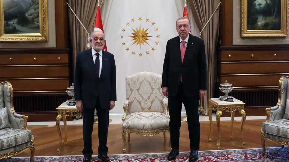 Cumhurbaşkanı Erdoğan, Karamollaoğlu ile görüştü