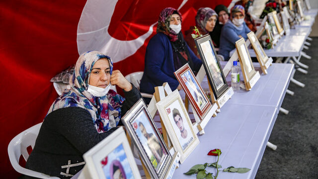 Diyarbakır anneleri 800 gündür evlat nöbetinde