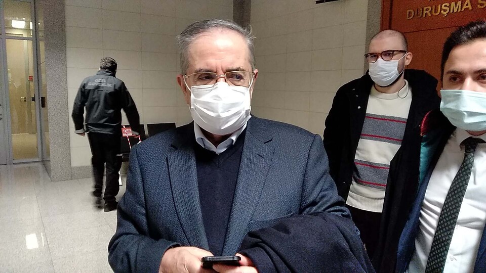 Taha Akyol'u hedef almışlardı! Cezaları açıklandı