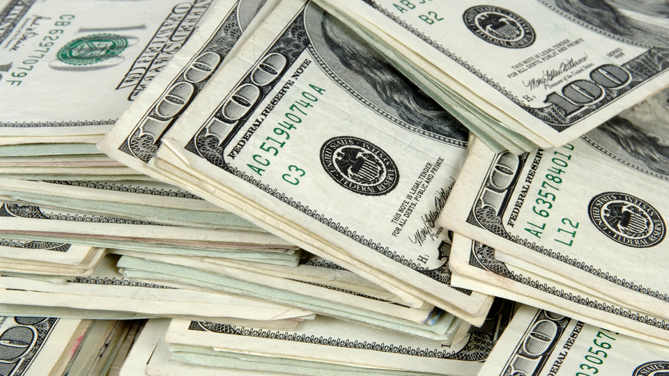 Dolarda yeni tarihi zirve