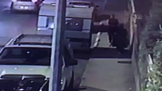 Samuray kılıçlı saldırı kameralara yansıdı!