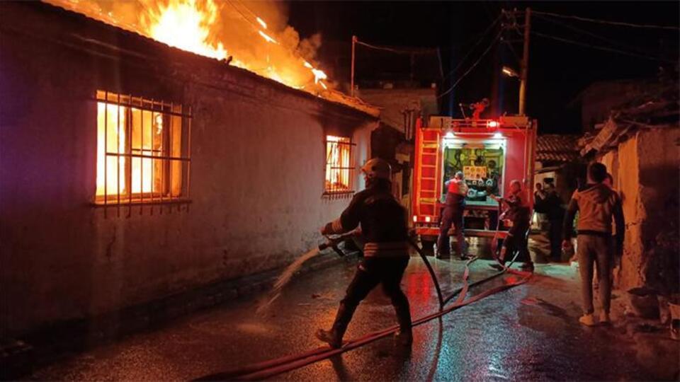 Müstakil evde feci yangın: Yaşlı kadın hayatını kaybetti