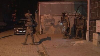 İstanbul'da sim kart çetesine operasyon