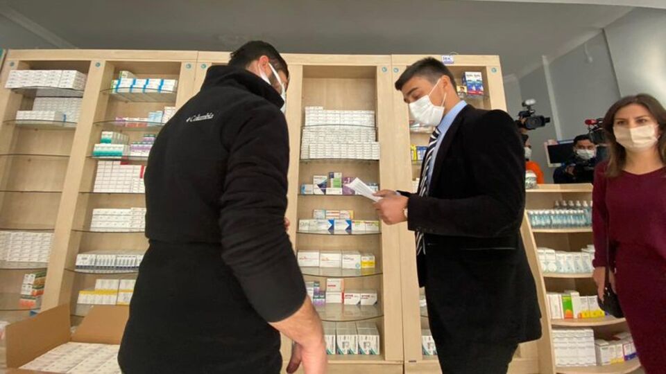 Eczane ve ecza depolarına 'ilaç' denetimi