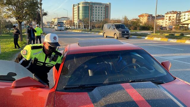 'Güneş gözümü alıyor' bahanesi de kurtarmadı