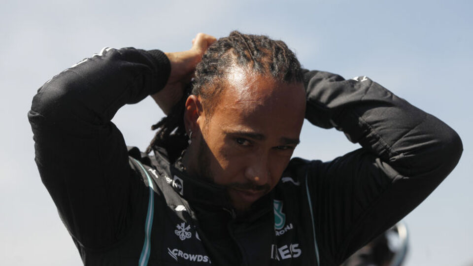 Hamilton, 5 sıra ceza aldı